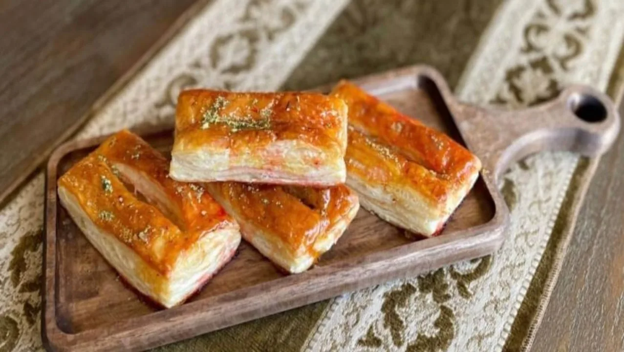 طرز تهیه شیرینی زبان با خمیر هزارلا