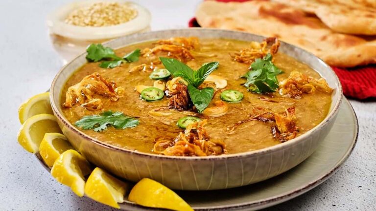 طرز تهیه آش شله قلمکار با بلغور گندم