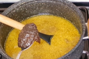 خورشت آلو اسفناج با رب انار و گردو