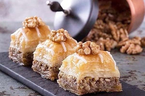 باقلوا گردویی