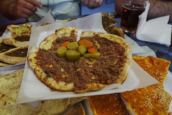 لاماجو ارمنستان اصلی ترین غذای خیابانی ارمنستان