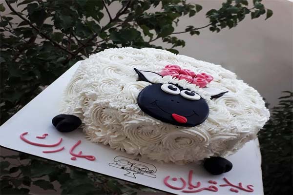 تزیین کیک عید قربان با قلمو خوراکی و خامه