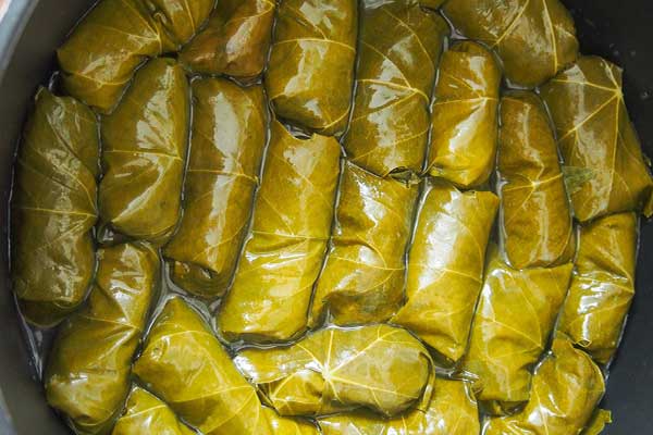 چیدن و پختن دلمه بدون لپه