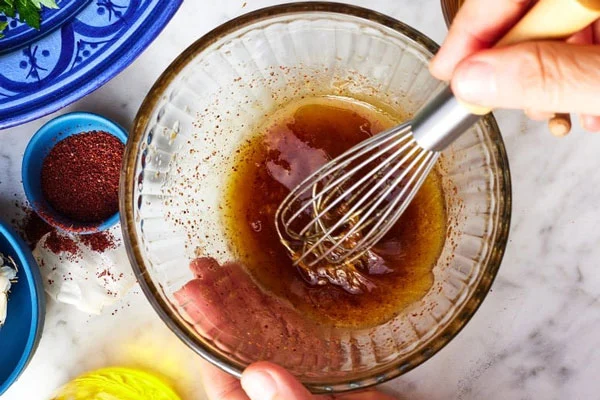 سس برای سالاد فتوش