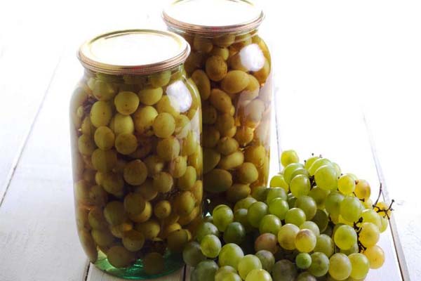 غوره شور جا افتاده 