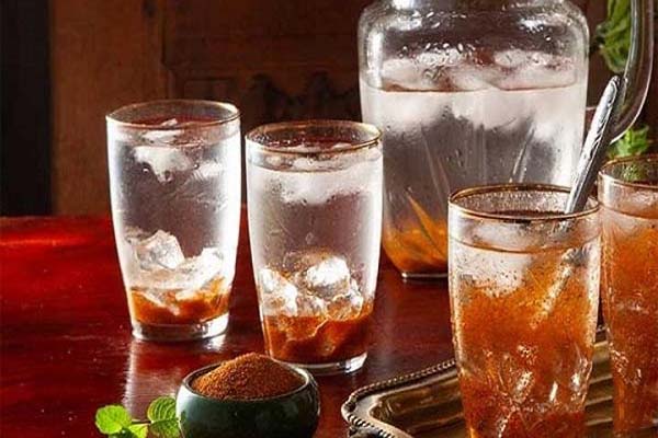 تهیه شربت خاکشیر نذری