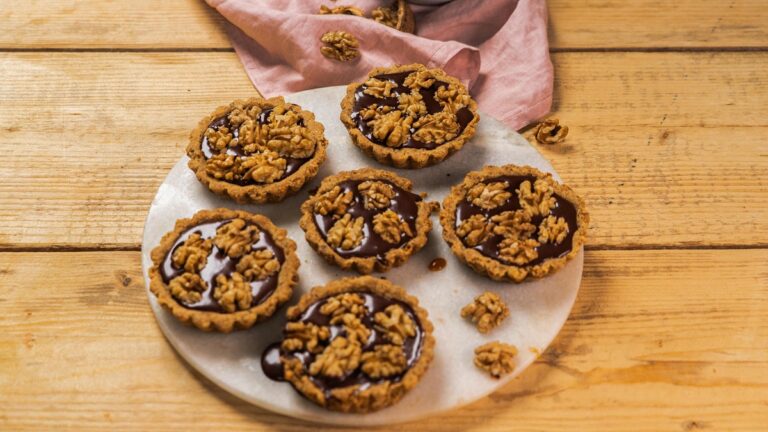 طرز تهیه تارت گردویی