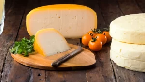 طرز تهیه پنیر گودا خانگی