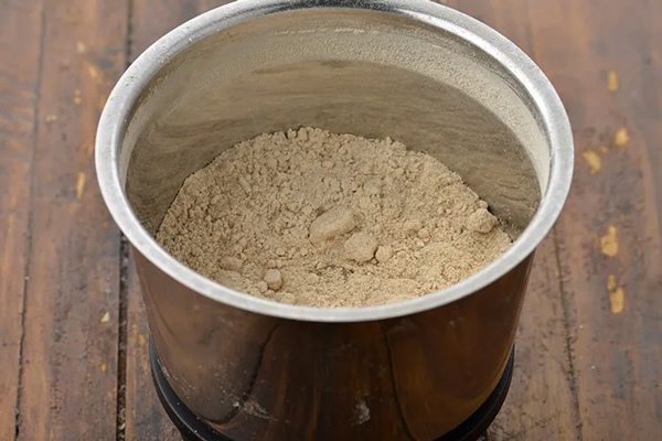 پودر کردن انبه خشک شده
