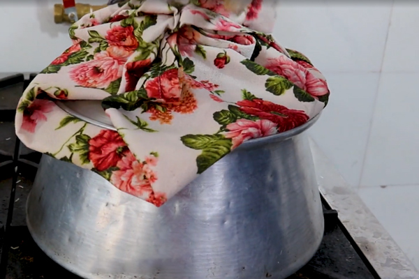 دم کردن ته‌ چین گرمساری