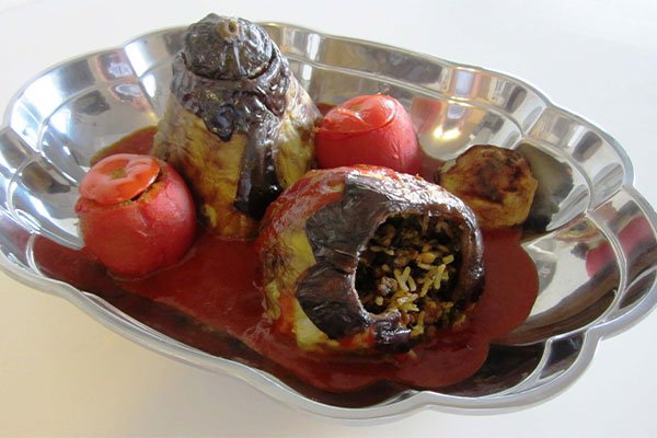 بادمجان شکم پر