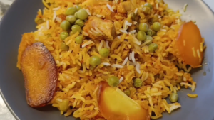 طرز تهیه نخود پلو با مرغ