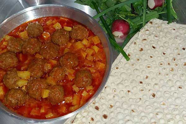 خورش کله گنجشکی با نان لواش