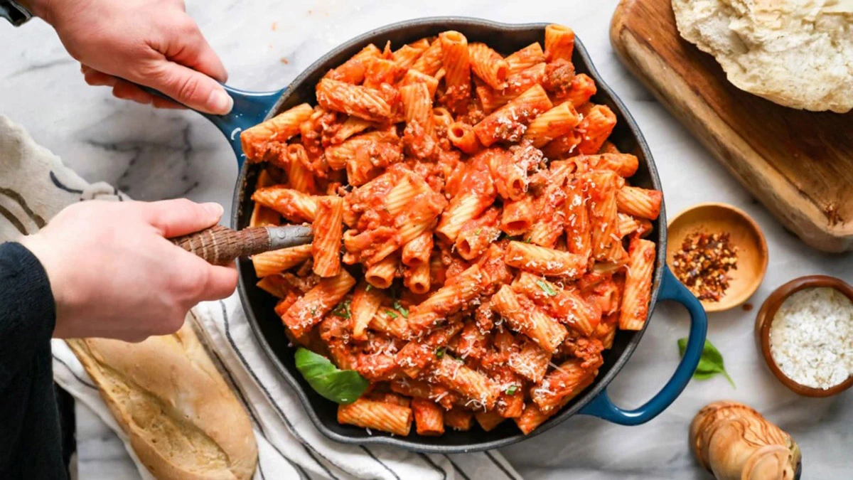طرز تهیه پاستا ریگاتونی
