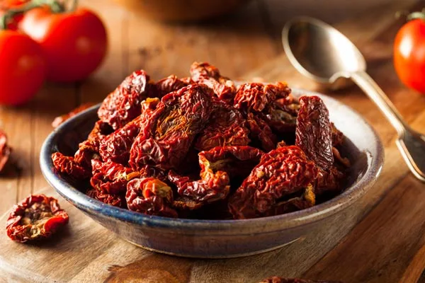 گوجه خشک ورقه ای