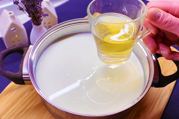 تهیه باترمیلک در تهیه پنکیک لوتوس