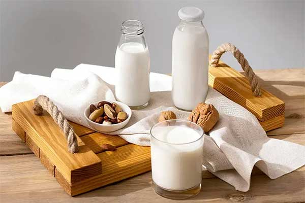 مصرف شیر و مغزیجات