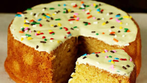 طرز تهیه کیک قابلمه ای