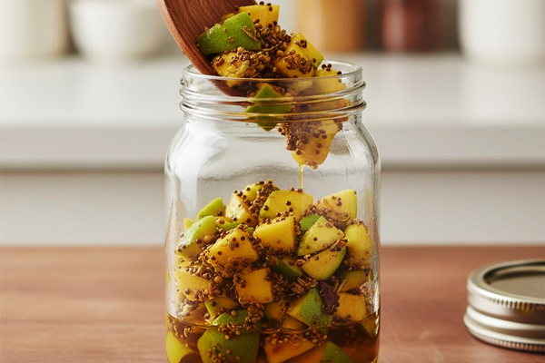 انداختن ترشی انبه چابهاری