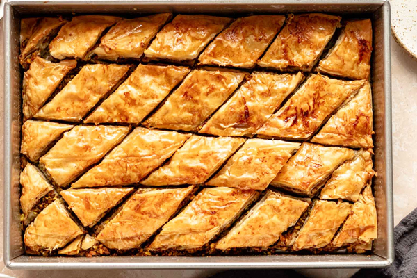 پخت باقلوا در منزل