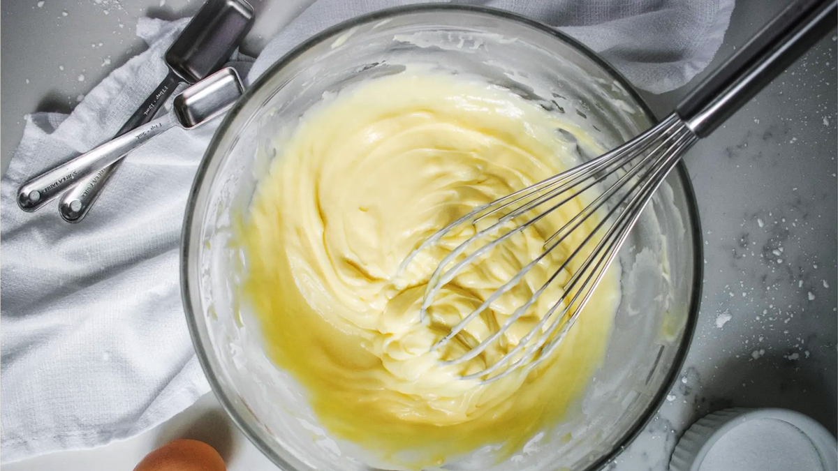 طرز تهیه کرم پاتیسیر برای شیرینی دانمارکی