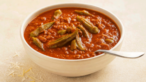 طرز تهیه خورشت بامیه با گوشت چرخ کرده