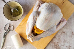 بوقلمون مرینیت شده همراه لیموترش