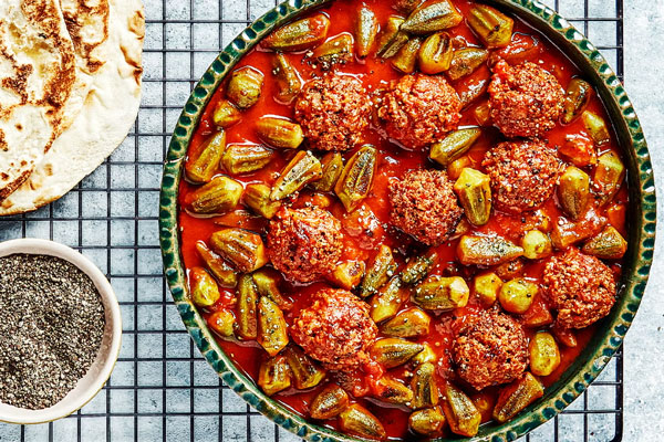 خورشت بامیه با گوشت قلقلی