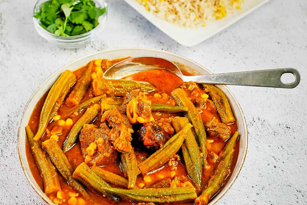 خورشت بامیه با برنج