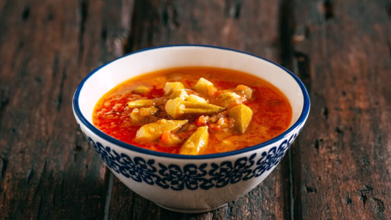 طرز تهیه خورشت بامیه با تمبر هندی