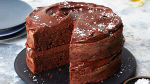 طرز تهیه کیک شکلاتی با پودر کاکائو