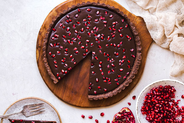 تارت انار شکلاتی با قالب گرد 