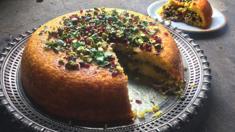 طرز تهیه ته چین اسفناج و مرغ