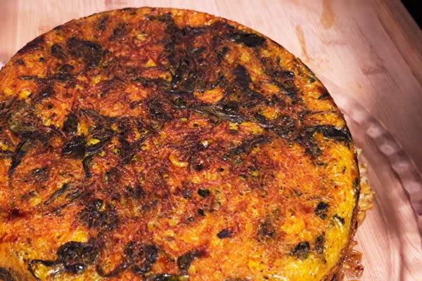 ته چین اسفناج و مرغ 