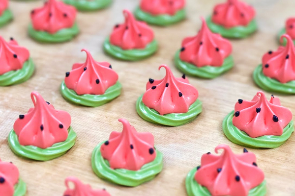 پخت مرنگ یلدایی