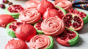 طرز تهیه مرنگ یلدایی