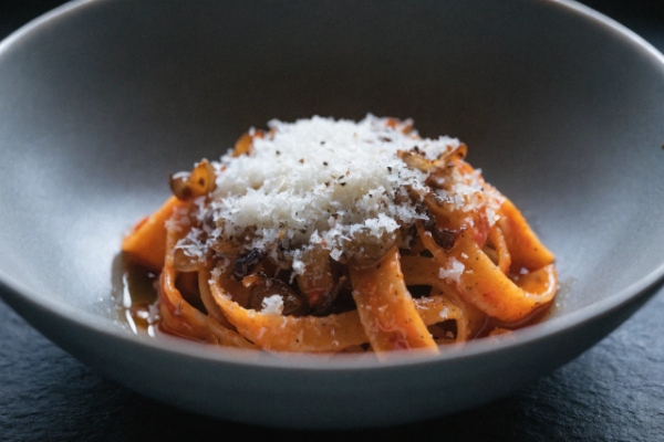 سرو و تزئین