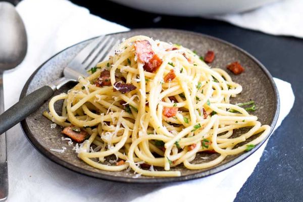 طرز تهیه پاستا با بیکن