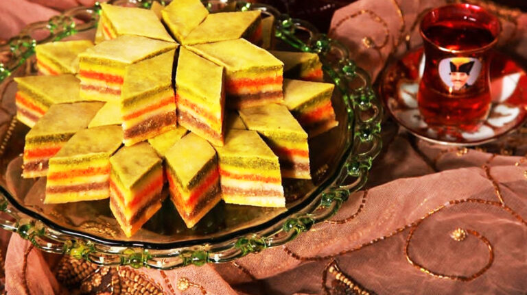 طرز تهیه باقلوا پرچمی