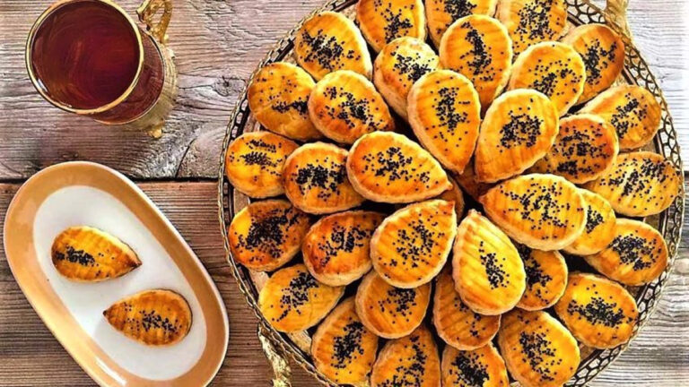 طرز تهیه نان چای