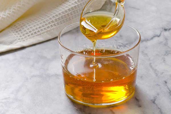 درست کردن شربت بار برای شیرینی پاپیونی