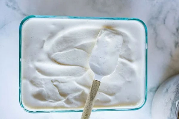 هم زدن مایه بستنی پروبیوتیک