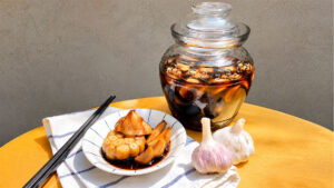 طرز تهیه سیر ترشی