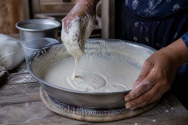 درست کردن خمیر نان توموشی