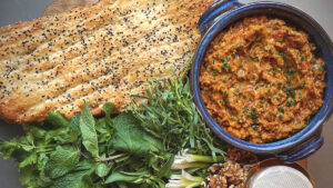طرز تهیه میرزا قاسمی با کنسرو بادمجان