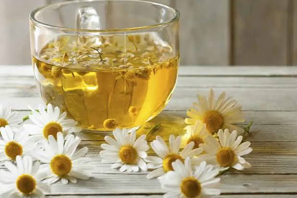 دمنوش تابستانی بابونه
