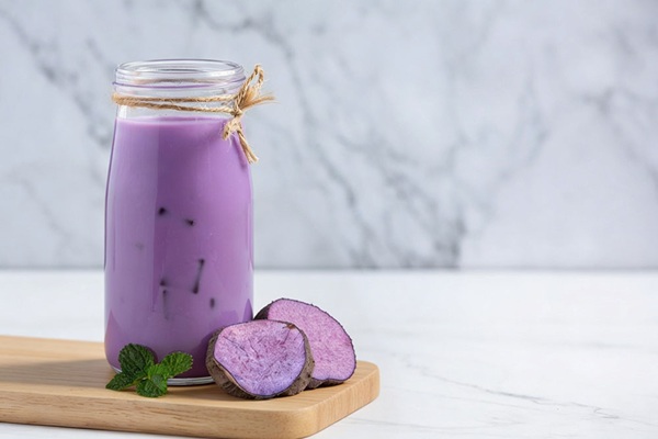 یک لیوان اوبه بنفش