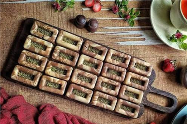 تهیه حلوا مرمری با پودر قند