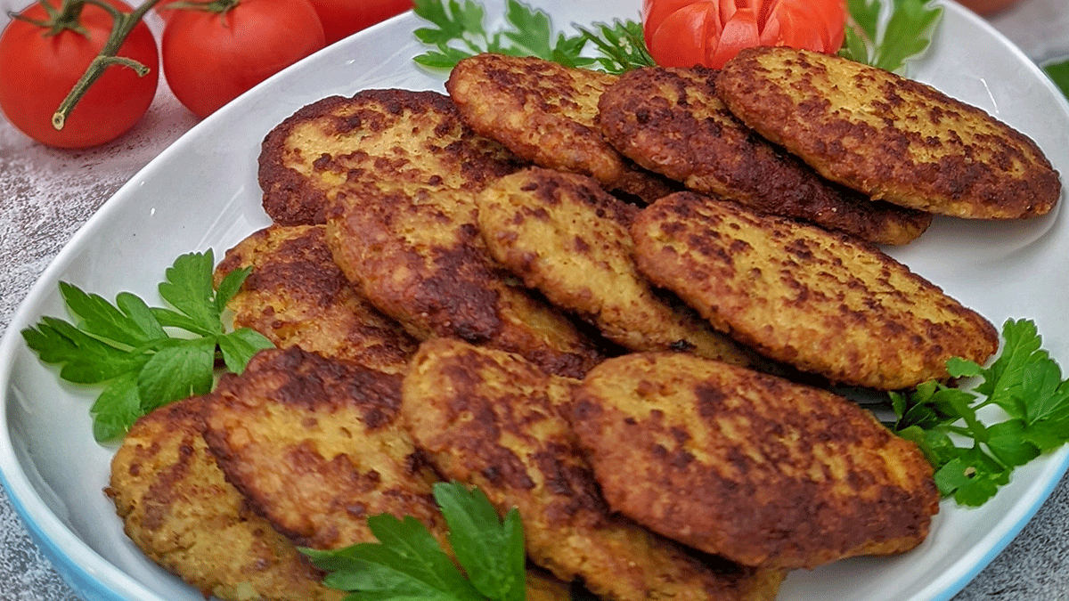 طرز تهیه کتلت با گوشت کوبیده آبگوشت