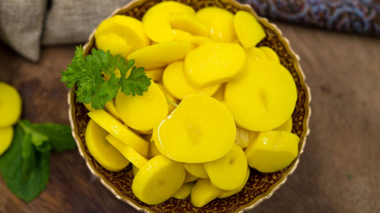 طرز تهیه ترشی موسیر